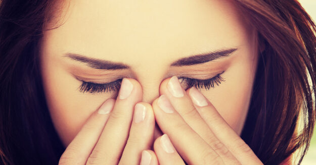 Elmiron Letter featured image showing woman with eye pain